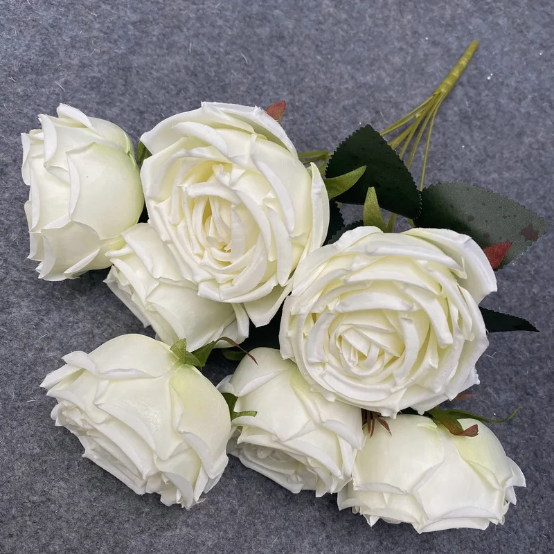 الورد الأبيض الهجين