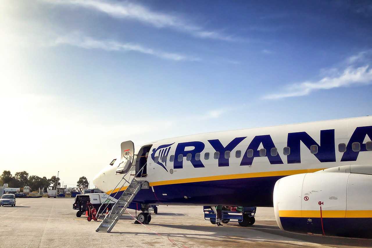 تذاكر طيران رخيص مع Ryanair